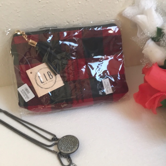 Red Check Plaid Wristlet bag - Picture 3 of 5